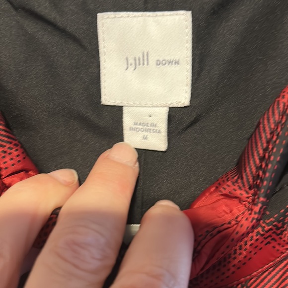 JJill puffer vest, medium - Picture 3 of 6